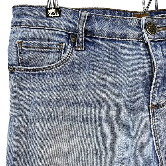 KUT FROM THE KLOTH Emma Straight Leg Ankle Mid-rise Jeans‎ • 8 • light wash blue - Picture 3 of 9